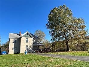 2nd image of 107 Donley Rd