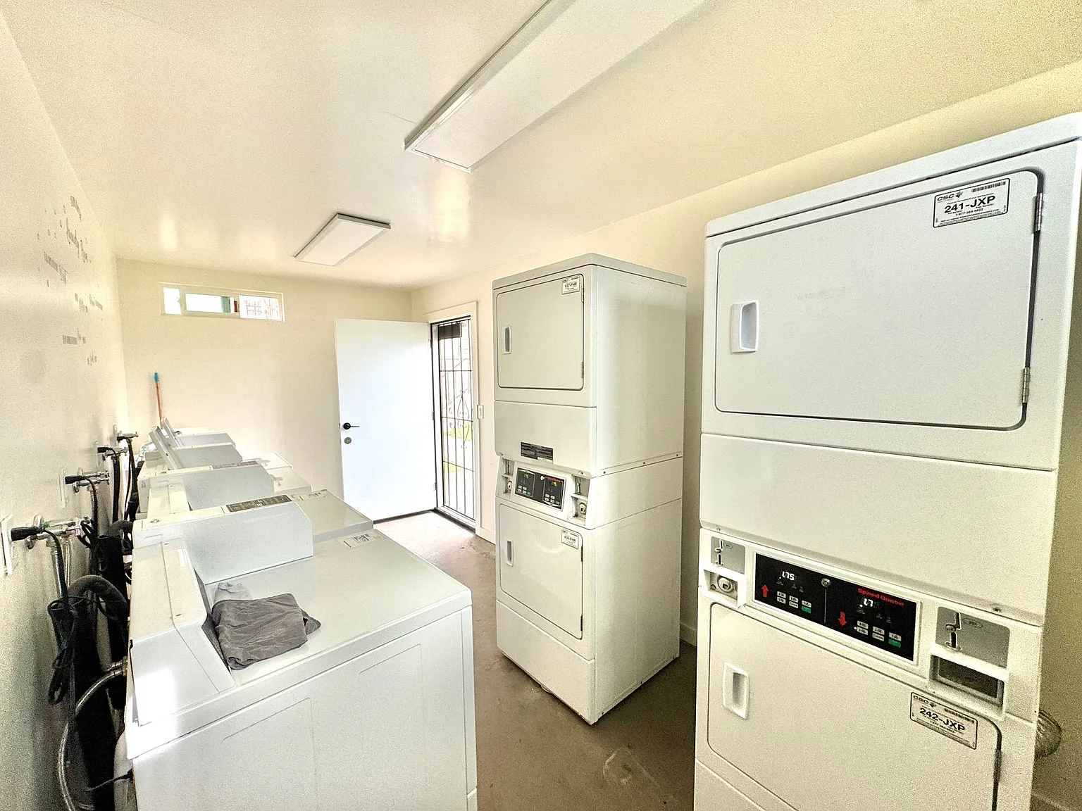 7821 Linda Vista Rd. — Photo 1