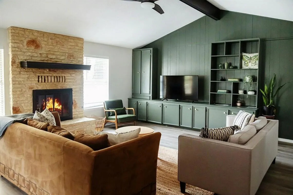 3 bed, 1156 sqft, $4,500 — Photo 2