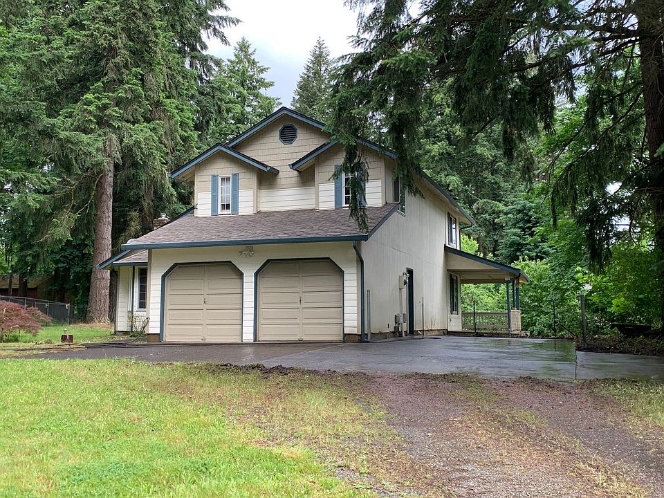 1st image of 4012 NE 131st St