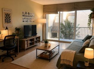 23901 Civic Center Way APT 165, Malibu, CA 90265