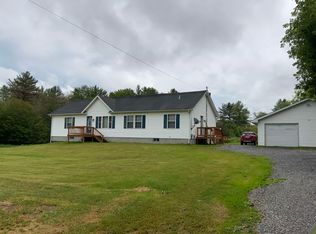 637 River St, Castleton, VT 05735
