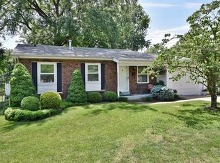 1220 Flora Ln, Florissant, MO