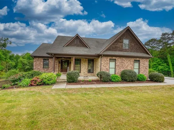 2133 Braswell Ln, Loganville, GA 30052