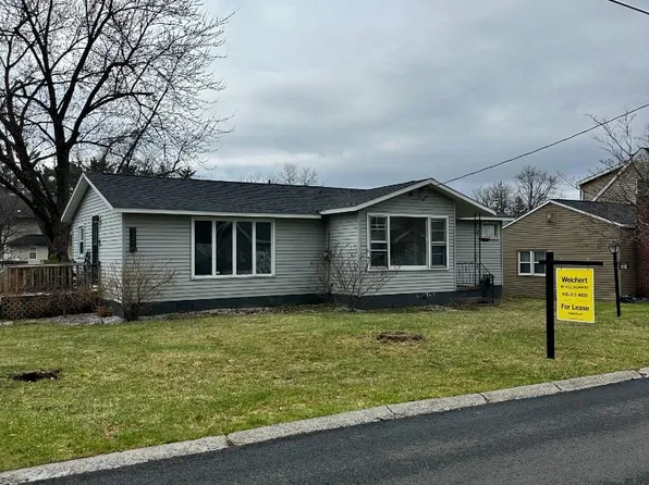 912 Mann Ave, Rensselaer, NY 12144