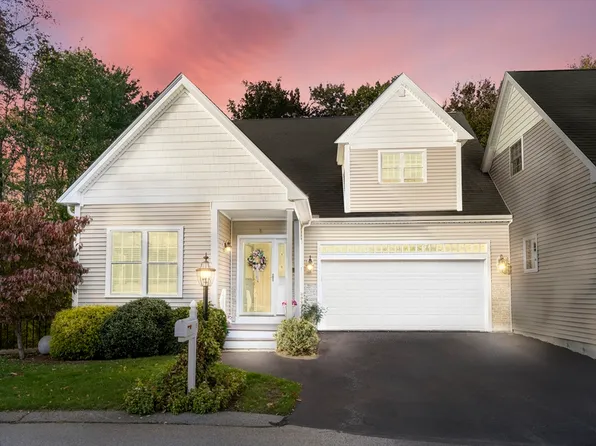 19 Northfield Dr Unit 19, Rockland, MA 02370