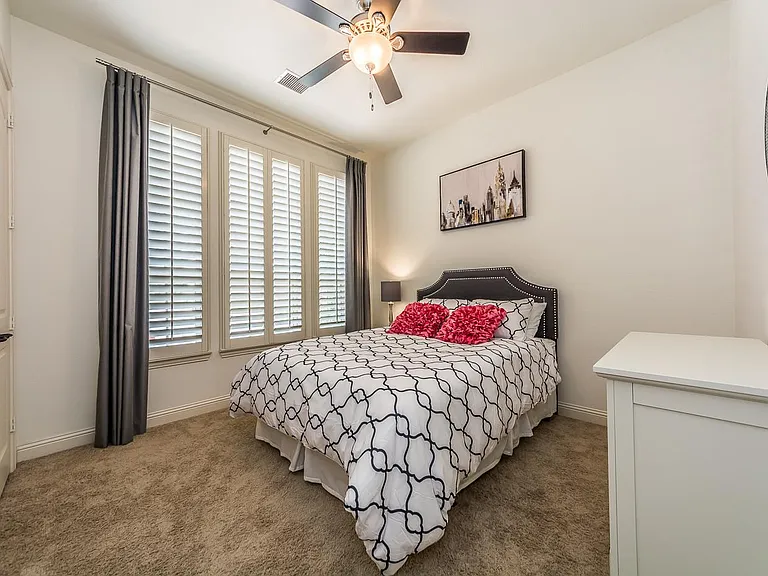 7920 Osborn Pkwy — Photo 22