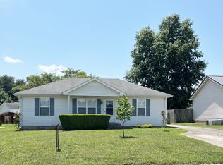 1948 Timberline Cir, Oak Grove, KY 42262