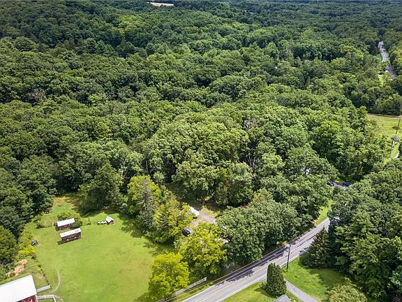 2nd image of 708 Burger Hollow Rd