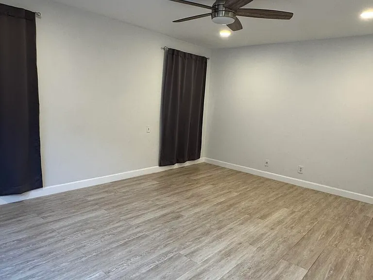 802 Saint Andrews Rd #15 — Photo 45