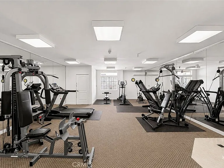 401 N Serrano #Penthouse 3 — Photo 21