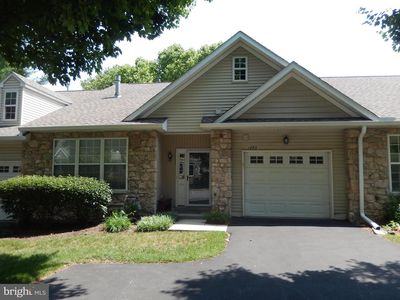 1293 Country Club Dr, Springfield, PA, 19064