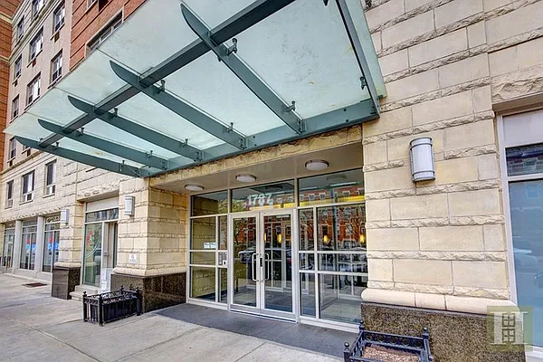 Sold by Halstead Real Estate | media 8