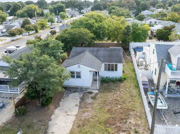486 Beach Ave, Villas, NJ 08251