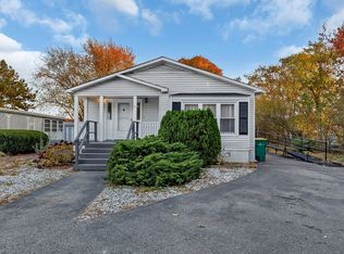 8 Forest Ln, Attleboro, MA 02703