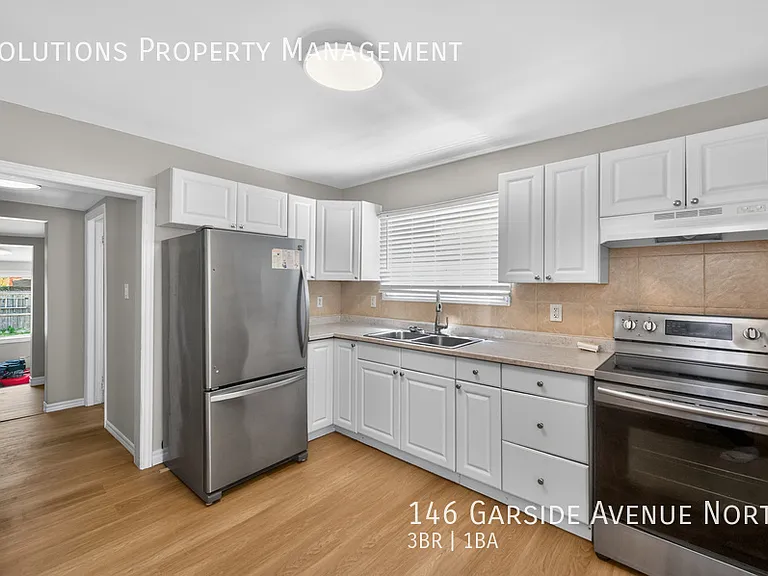 146 Garside Ave N — Photo 10