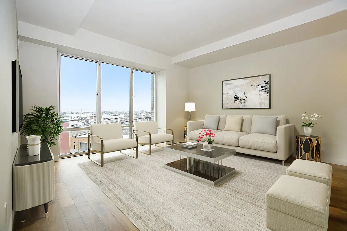 1063 Jackson Ave — Photo 1