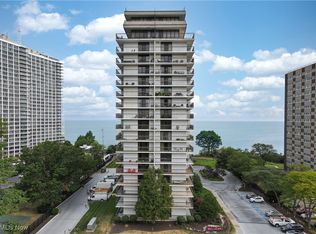 12550 Lake Ave APT 406, Lakewood, OH