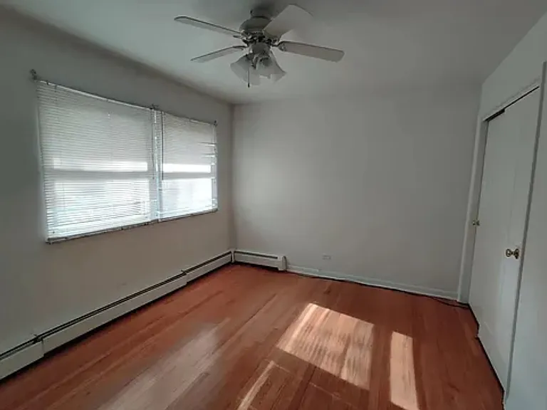 568 Pershing Ave #E — Photo 2