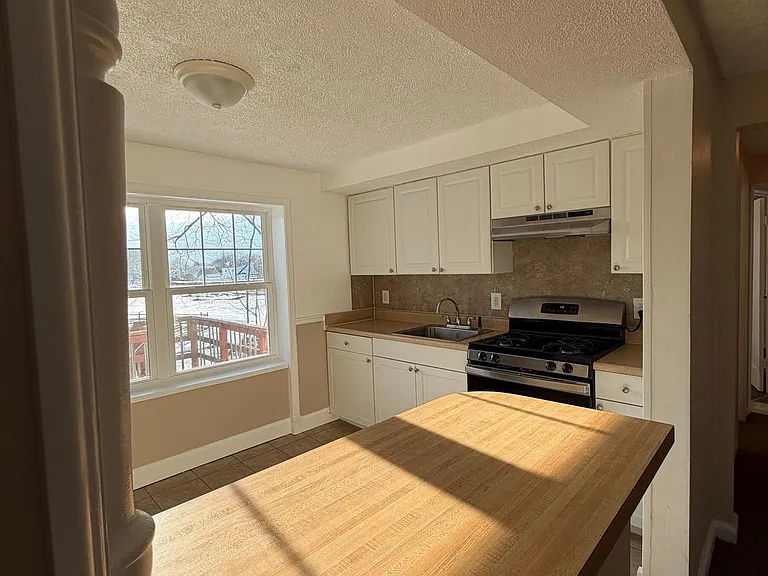 973 S Olden Ave #2 — Photo 3