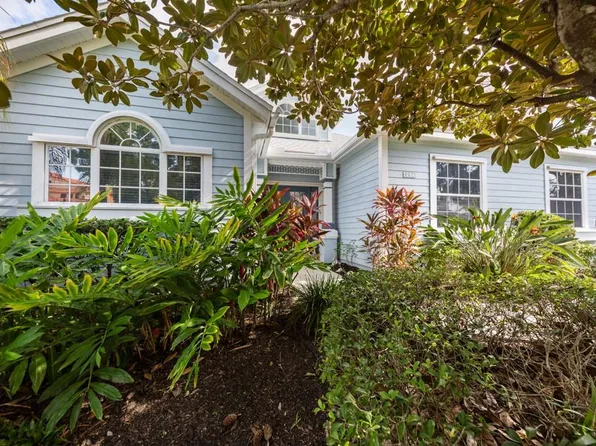 4512 Blue Marlin Dr, Bradenton, FL 34208