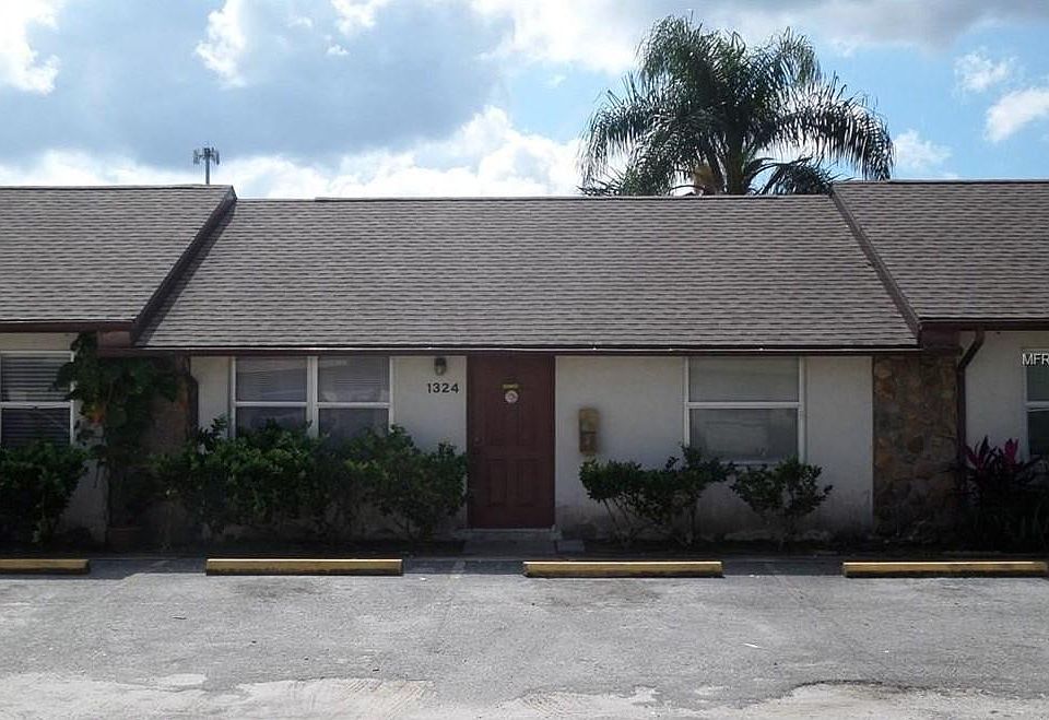 1st image of 1324 54th Avenue Dr E