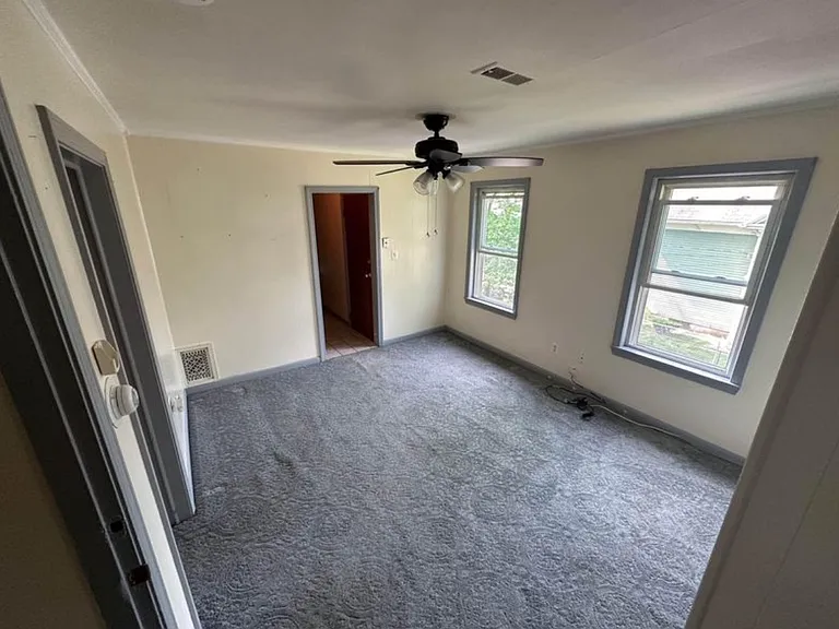 13 Charles St #1 — Photo 3