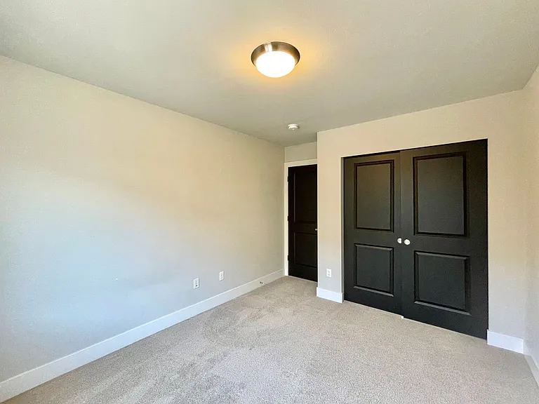 1525 184th St SW — Photo 12