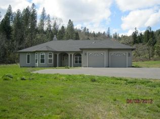 5788 Riverbanks Rd, Grants Pass, OR 97527
