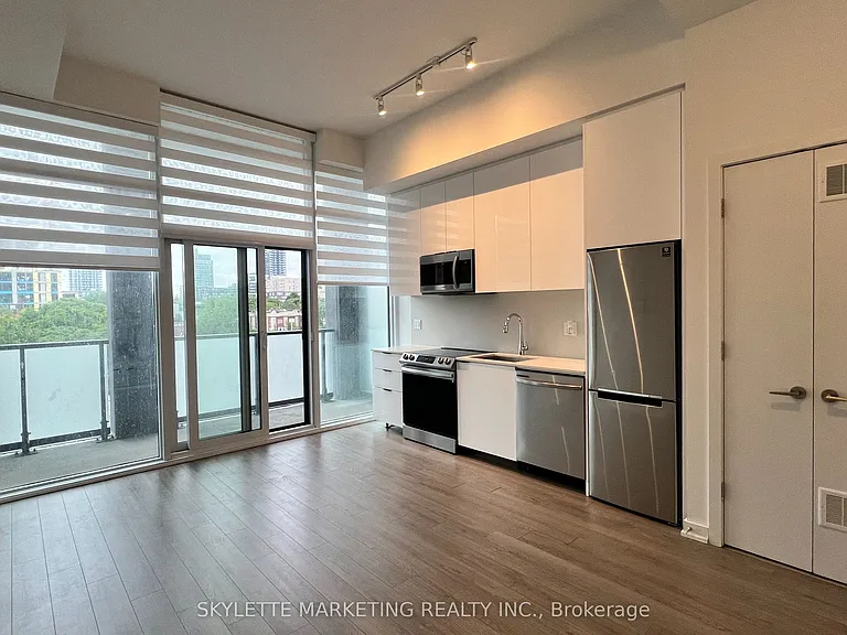 50 Power St #425 — Photo 4