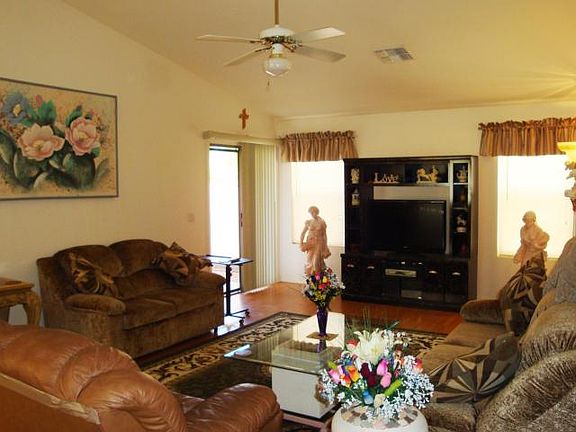 3rd image of 33744 N Roadrunner Ln
