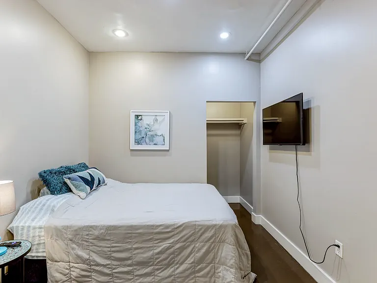 2 bedroom