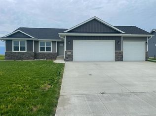 1644 Dalton St, Jesup, IA 50648