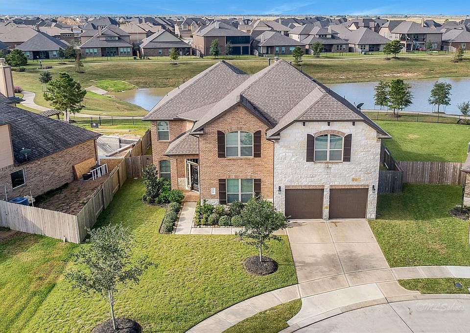 1st image of 3206 Emerald Valley Dr