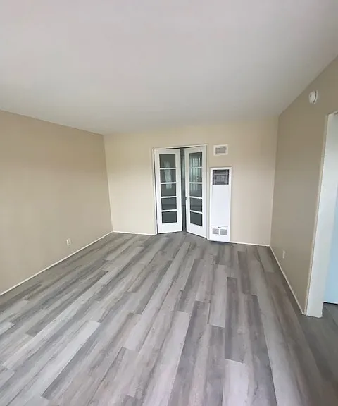161 Ocean Park Blvd #C — Photo 2