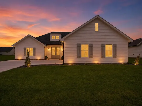 2305 N Traveller Dr, Columbia, MO 65202