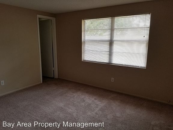 3rd image of 8909 Bell Crest Ct