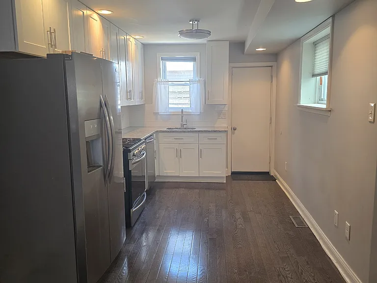 2432 S Hutchinson St — Photo 9