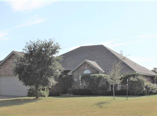 4800 Pinehurst Dr, Wichita Falls, TX 76310