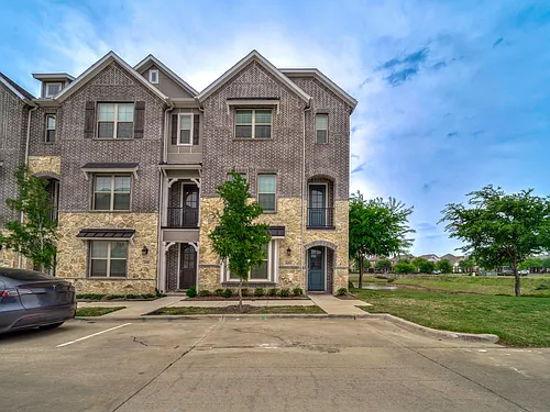 4484 N River Walk Dr Photo 1