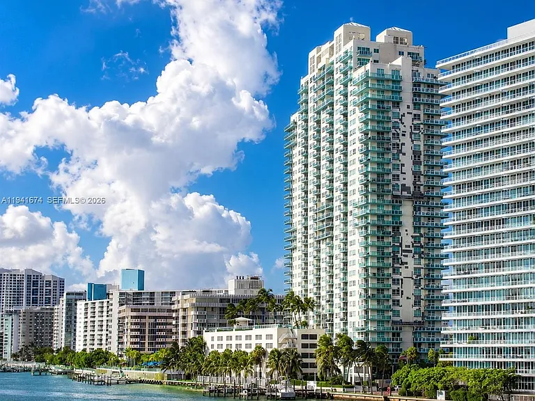 650 West Ave #810 — Photo 1