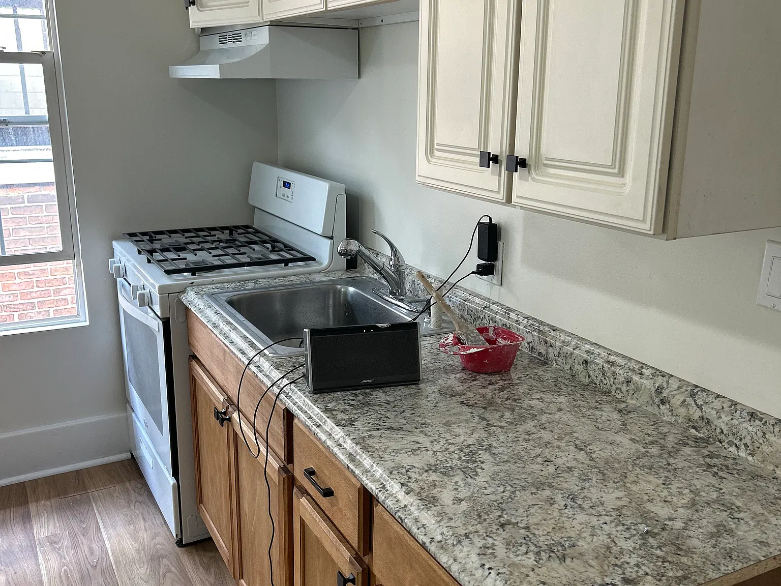 3 bed, 850 sqft, $1,100 — Photo 4