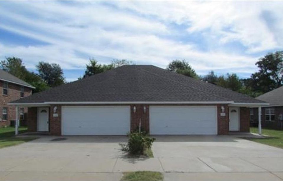 1st image of 1620 N Evening Shade Dr