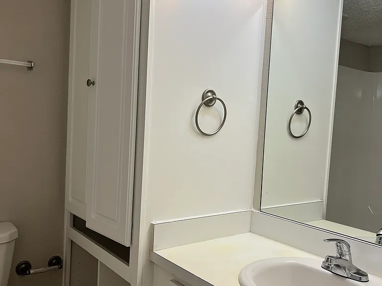121 Oyster Bay Cir #360 — Photo 13