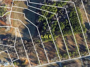 6077 David Moore Rd #6, Burlington, NC 27217