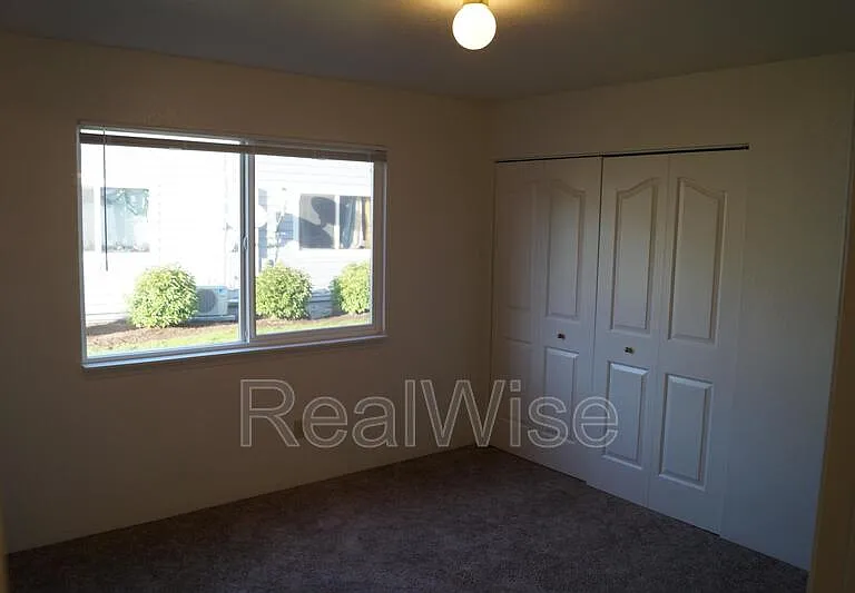 2141 NW North Hill Dr #B — Photo 11