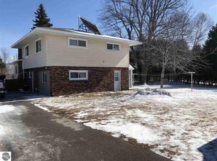8810 E Traverse Hwy, Traverse City, MI 49684