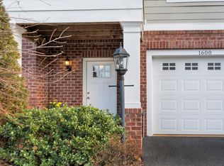 1608 Kempton Pl, Charlottesville, VA 22911