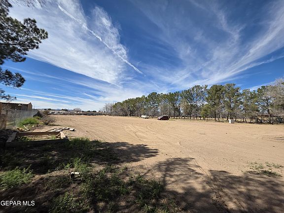 5th image of 155 S Moon Rd