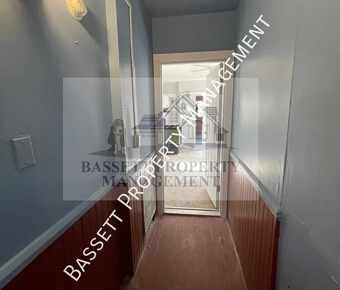 118 Cedar Hill Ave #3 — Photo 2